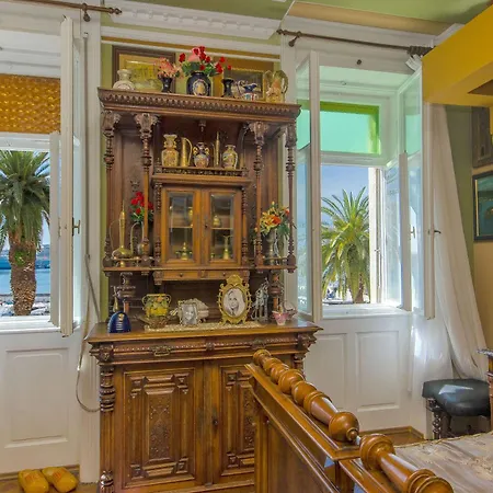 Apartment Vintage Bossanova Split