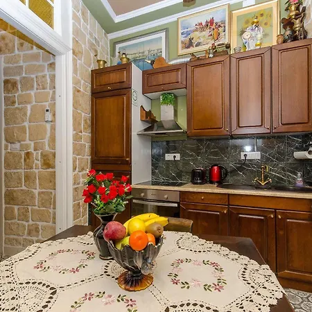 Vintage Bossanova Apartment Split