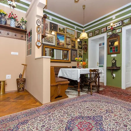 Vintage Bossanova Apartment *